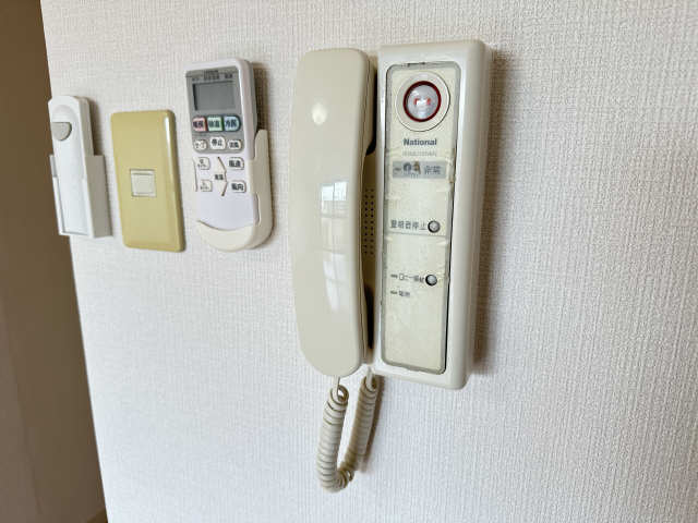 インターホン