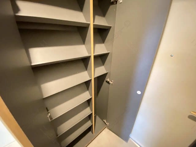 シューズボックス