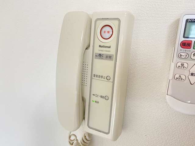 インターホン