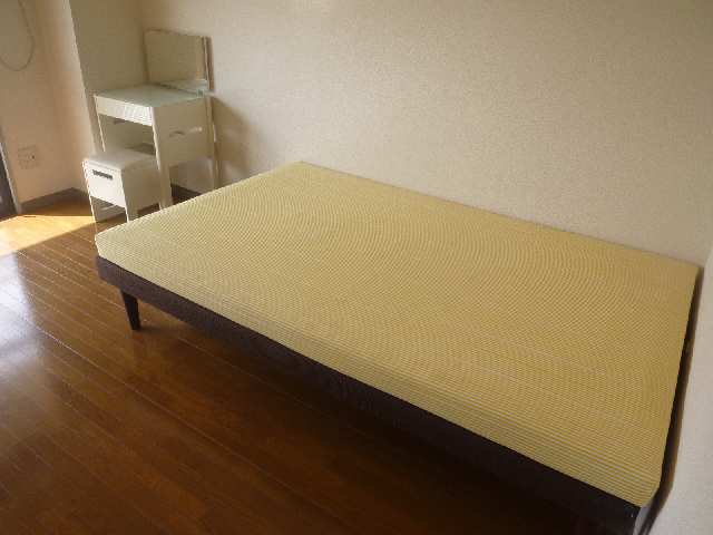 ベッド