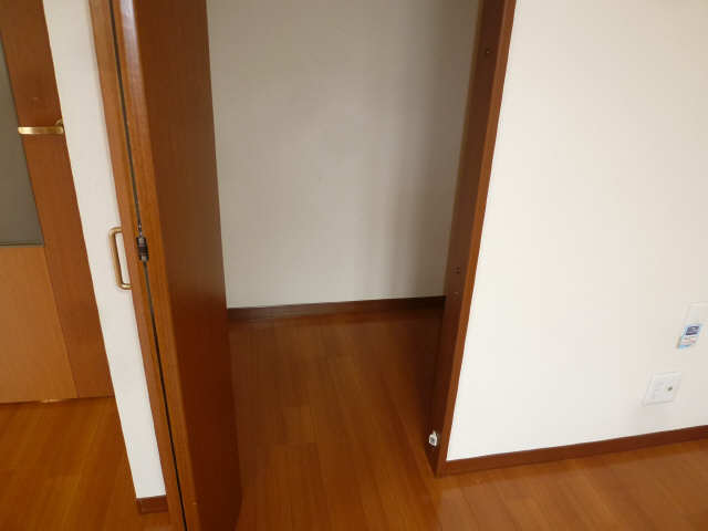 階段下収納