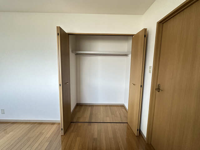 寝室収納