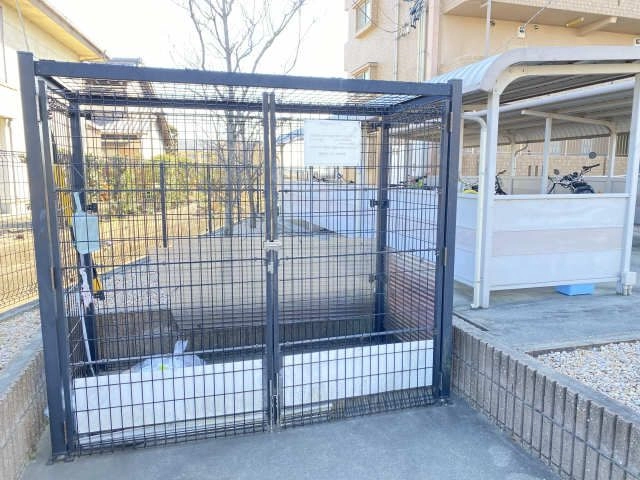 ゴミステーション