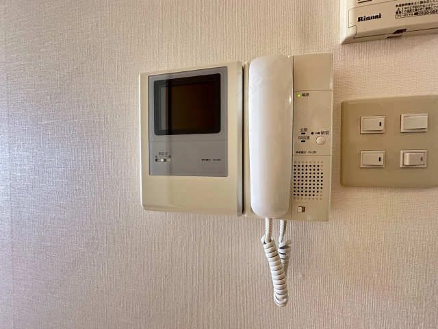モニター付きインターホン