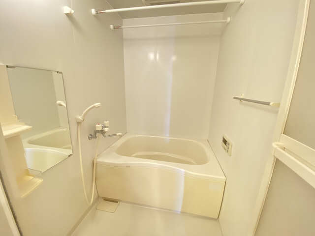 メゾン・ド・ラメール 2階 浴室