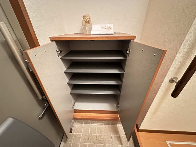 シューズボックス