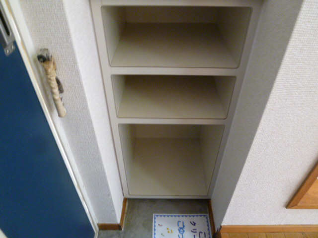 シューズボックス
