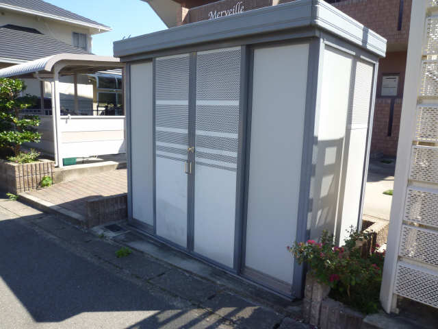 ゴミ置き場