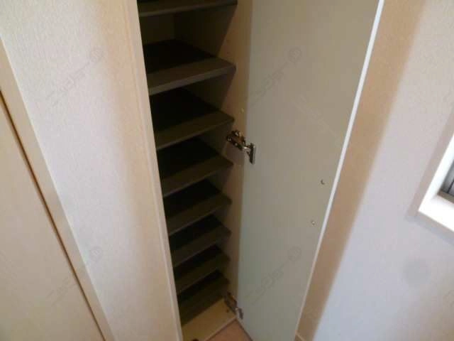 シューズボックス