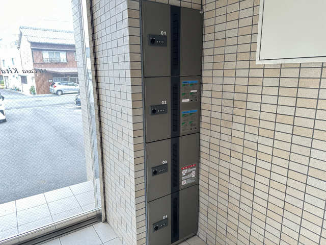宅配ボックス