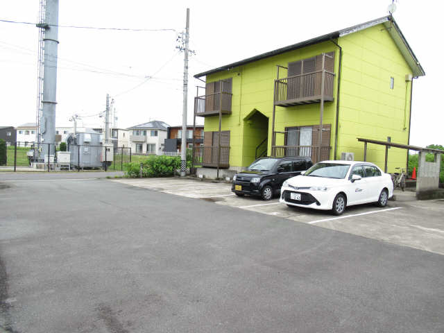 コーポ花ノ木 2階 駐車場