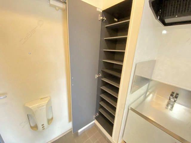 シューズボックス