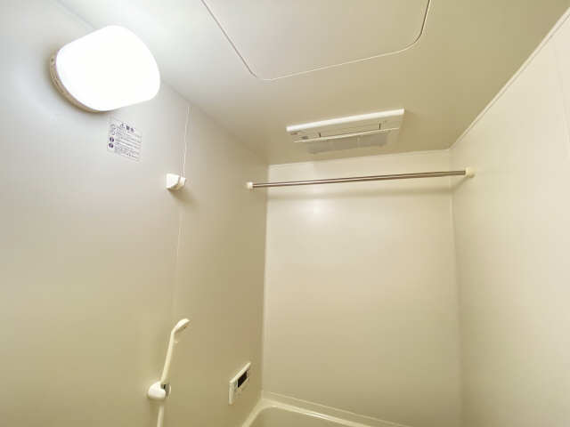 シンフォニー大園 1階 浴室乾燥機