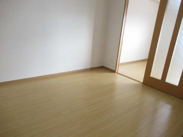 洋室５．９帖