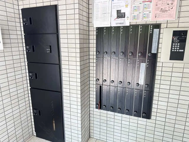 宅配ボックス