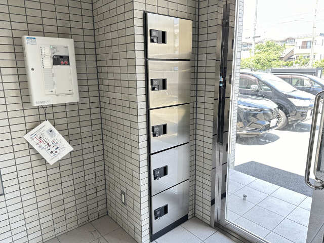 宅配ボックス