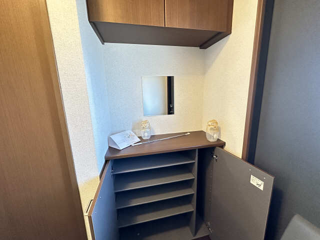 シューズボックス