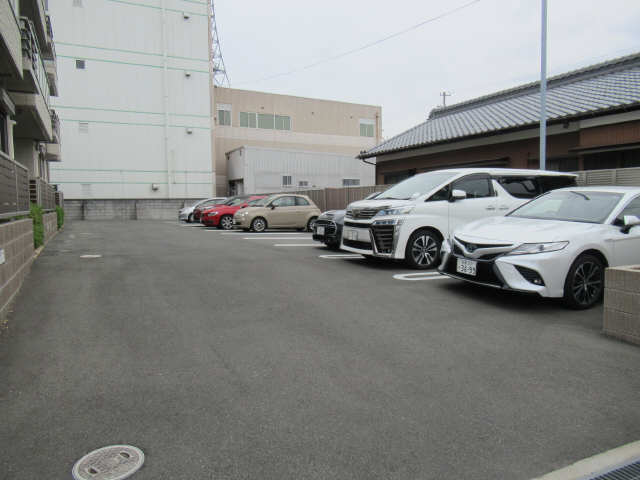 Ｔ－ｓｔａｇｅ 3階 駐車場