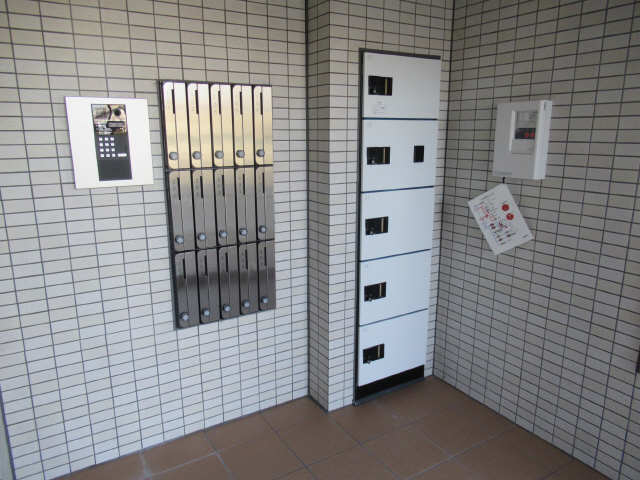 宅配ボックス