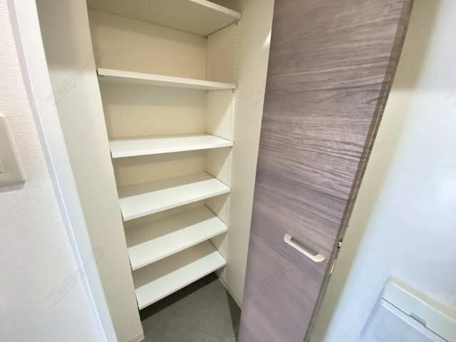 シューズボックス