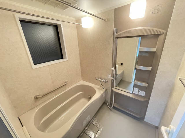 ロイヤルマンション津桜橋２０１ 2階 浴室
