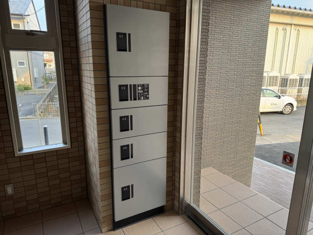 宅配ボックス