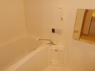 メゾンカルム 1階 浴室
