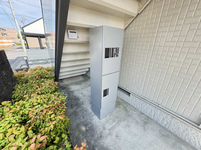 宅配ボックス