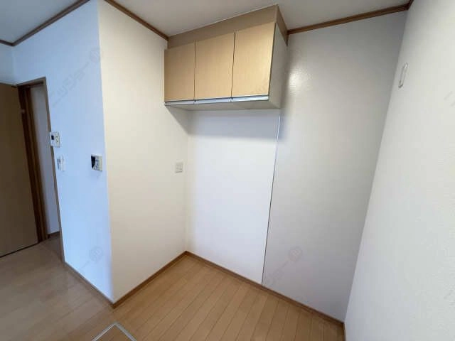 キッチン吊戸棚