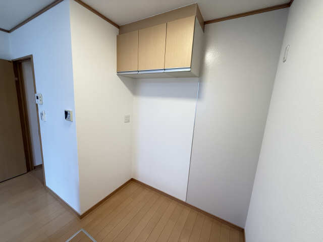 キッチン吊戸棚