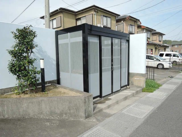 ごみ置き場