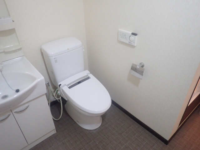 WC