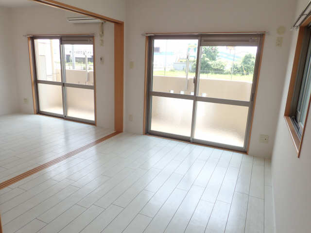 室内２
