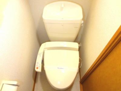 レオパレスカーサ南風 2階 WC