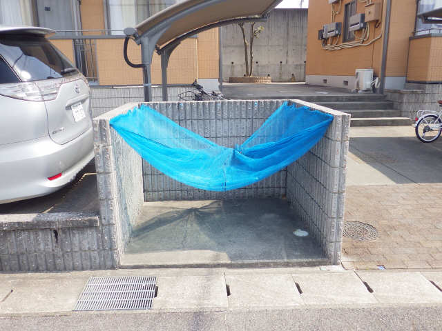 ゴミ置き場