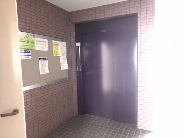 エレベーター