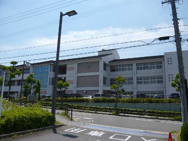 コンフォート香久山 4階 香久山小学校