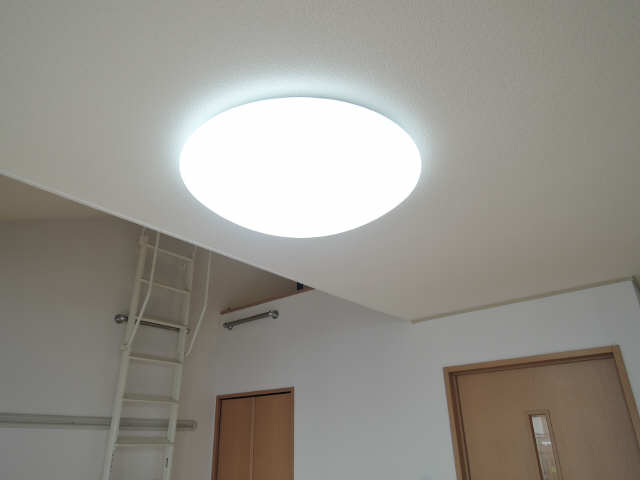 設備（照明器具）