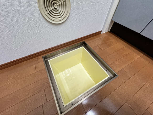 床下収納