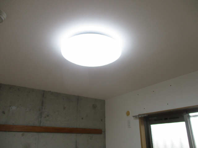 設備（照明器具）