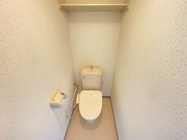 オー・ピュール 1階 WC