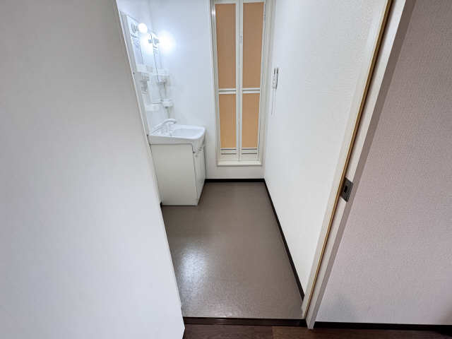 脱衣所