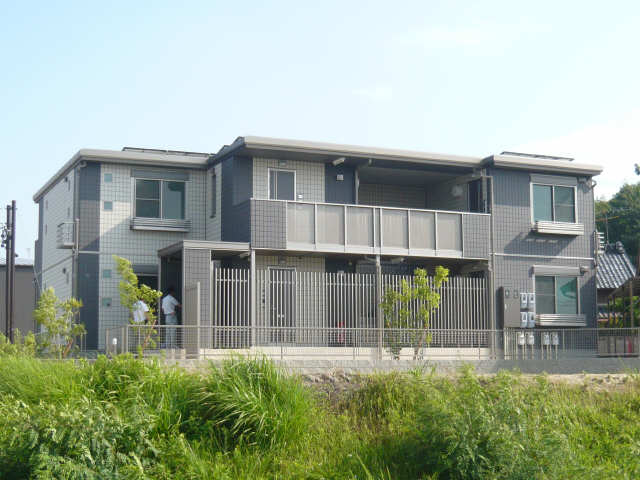 建物北外観