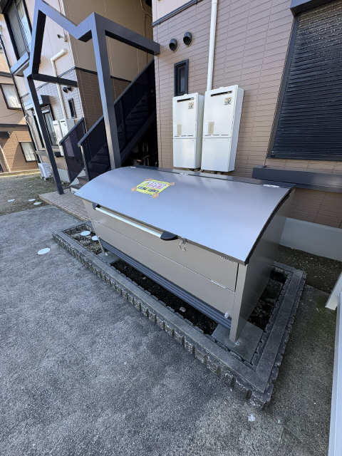 敷地内ゴミ捨て場