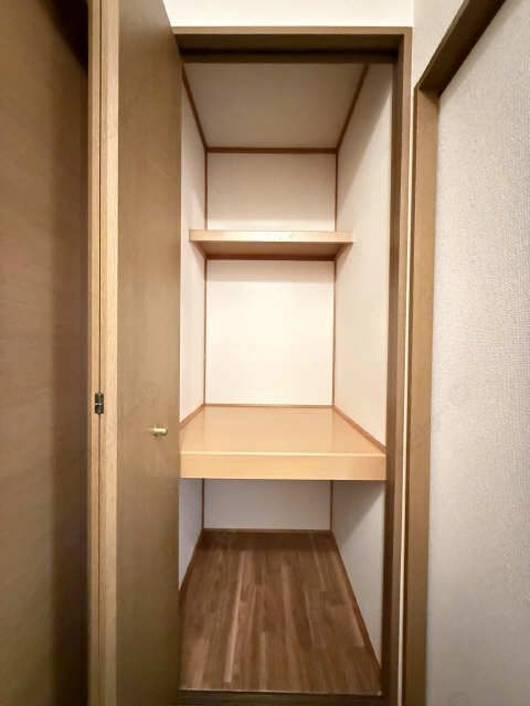 ２階ホール収納