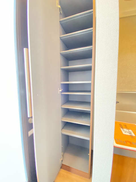 シューズBOX
