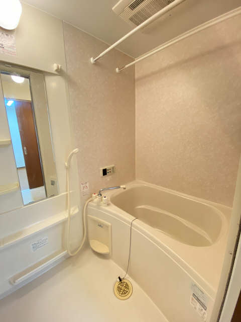 ルミエール山田 2階 浴室
