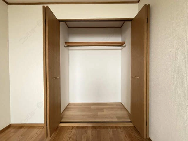 洋室クローゼット