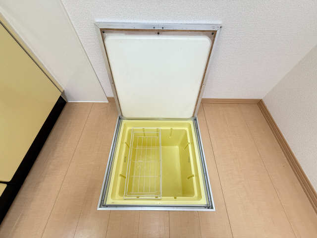 床下収納
