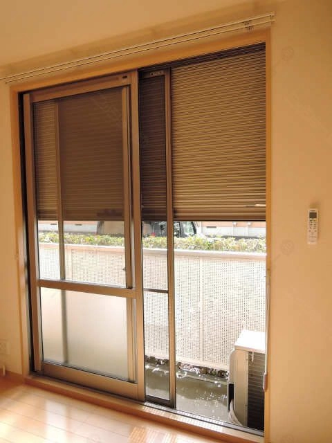 シャッター雨戸